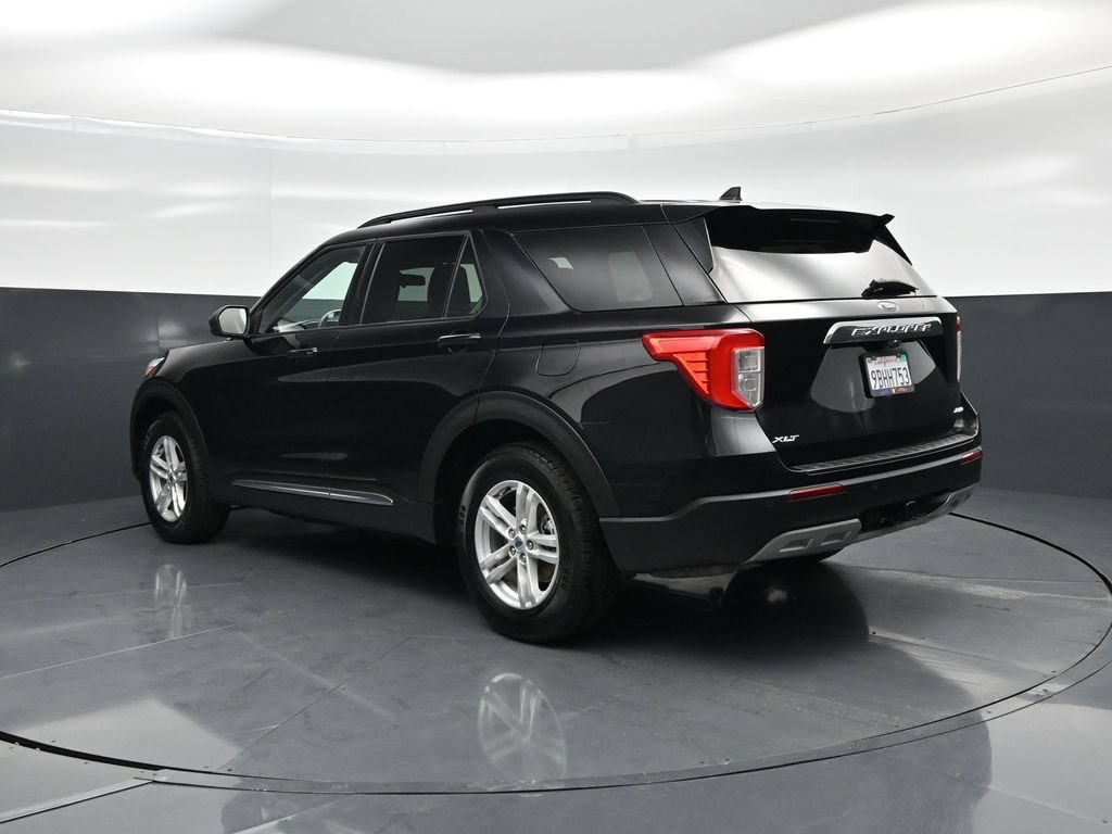 Certified 2022 Ford Explorer XLT AWD/4WD image 6