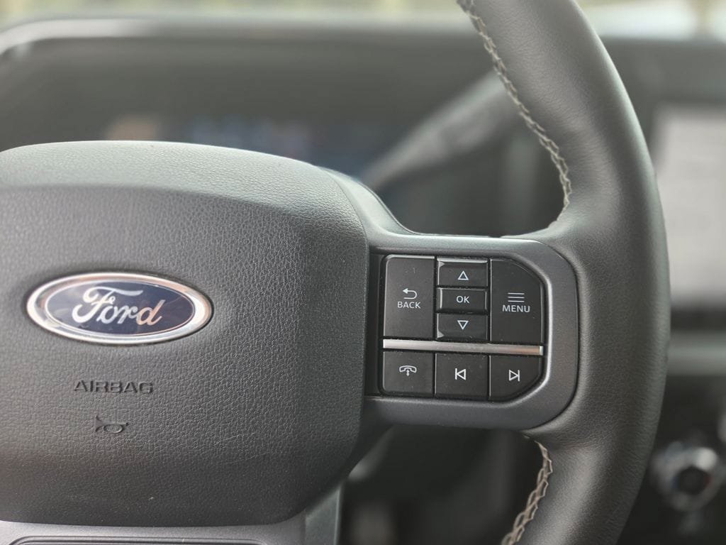 Certified 2025 Ford F350 Lariat w/ FX4 Off-Road Package AWD/4WD image 17