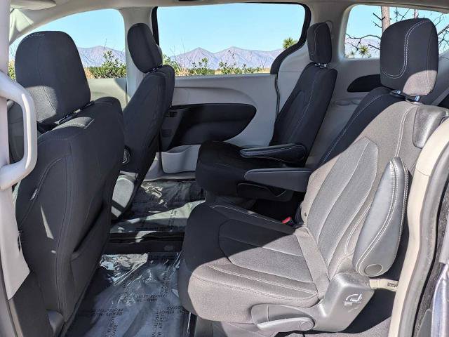 Used 2023 Chrysler Voyager LX FWD image 16