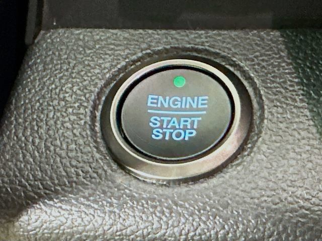 Certified 2018 Ford F150 Raptor w/ Equipment Group 802A Luxury AWD/4WD image 21