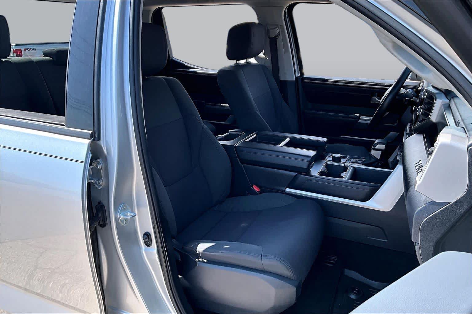 Used 2023 Toyota Tundra SR5 AWD/4WD image 9