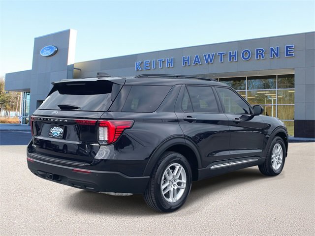 Certified 2025 Ford Explorer Active image 4