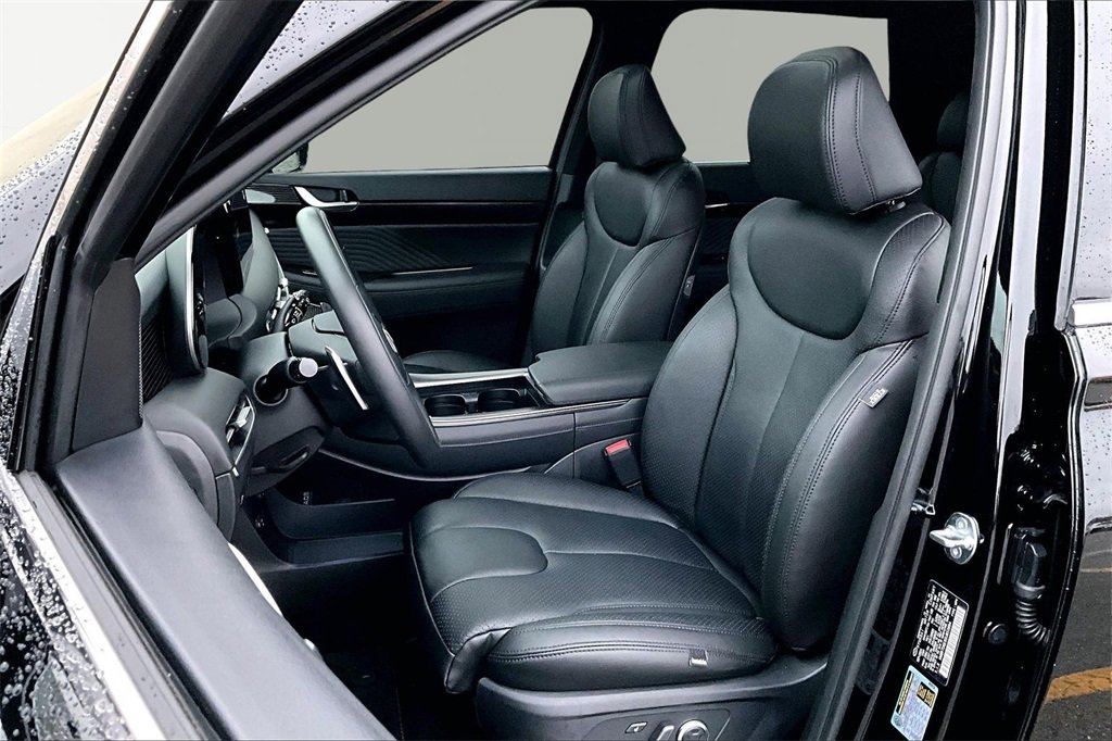 Used 2025 Hyundai Palisade Calligraphy image 25