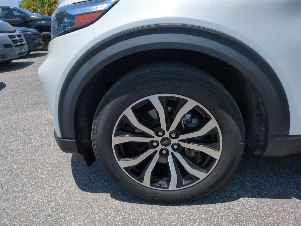 Certified 2023 Ford Explorer ST-Line w/ Class IV Trailer Tow Package RWD image 36