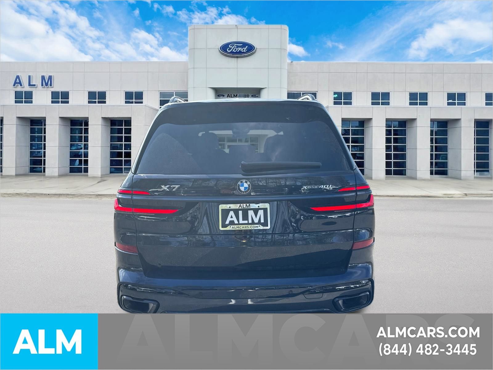 Used 2024 BMW X7 xDrive40i w/ M Sport Package AWD/4WD image 6