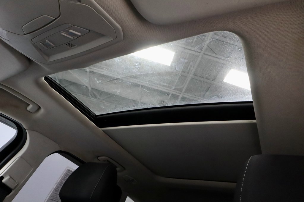 Certified 2017 Ford Escape SE image 33