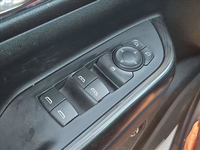 Used 2023 GMC Acadia SLT AWD/4WD image 15