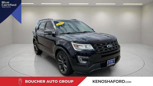 Certified 2017 Ford Explorer XLT w/ Equipment Group 202A FWD image 3