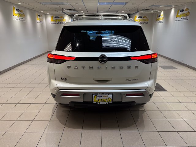 Used 2023 Nissan Pathfinder SL AWD/4WD image 26