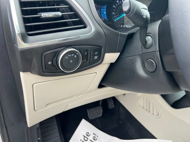 Certified 2024 Ford Edge Titanium w/ Equipment Group 301A AWD/4WD image 9