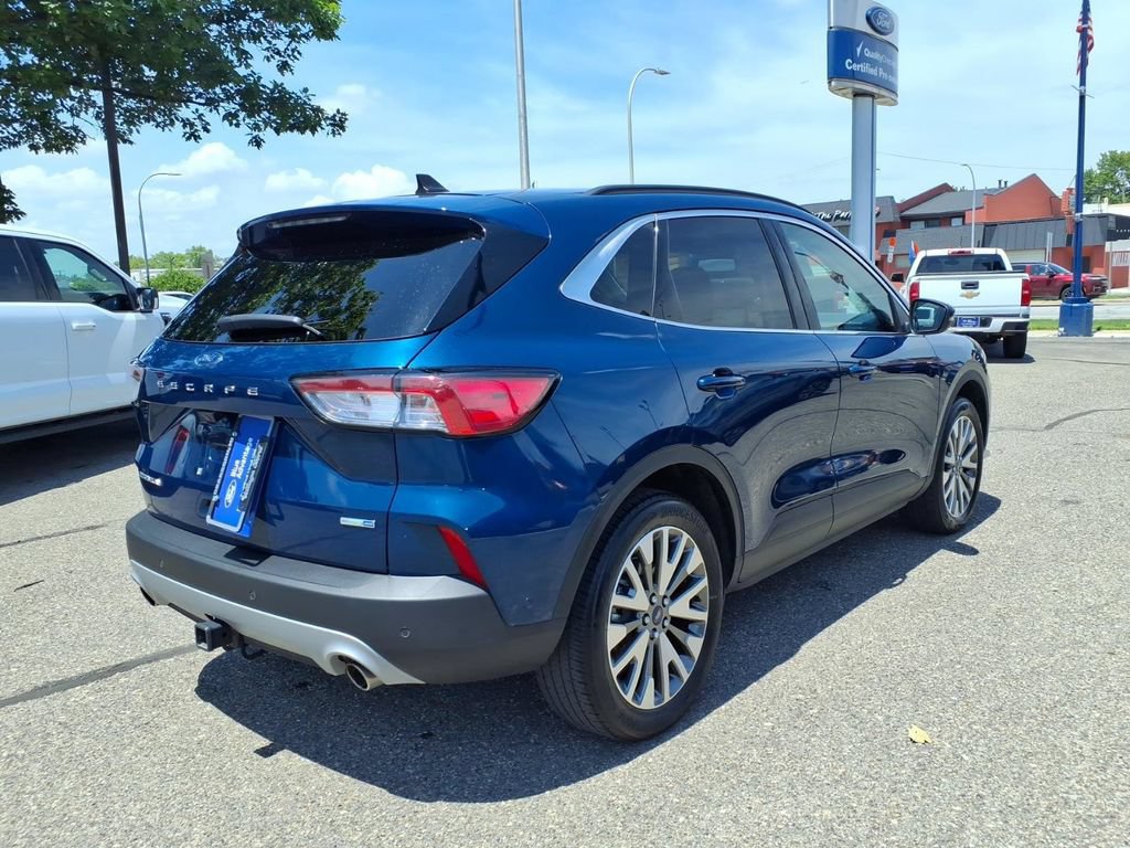 Certified 2020 Ford Escape Titanium w/ Titanium Premium Package 2.0 AWD/4WD image 6