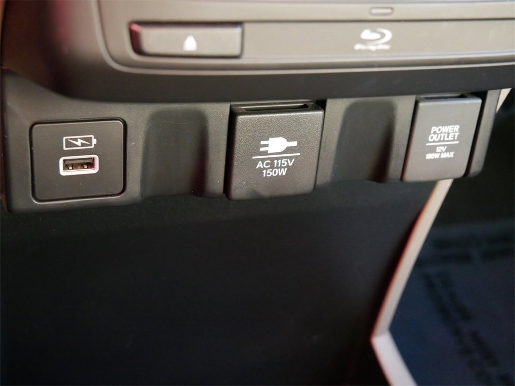 Used 2023 Honda Odyssey Elite image 24