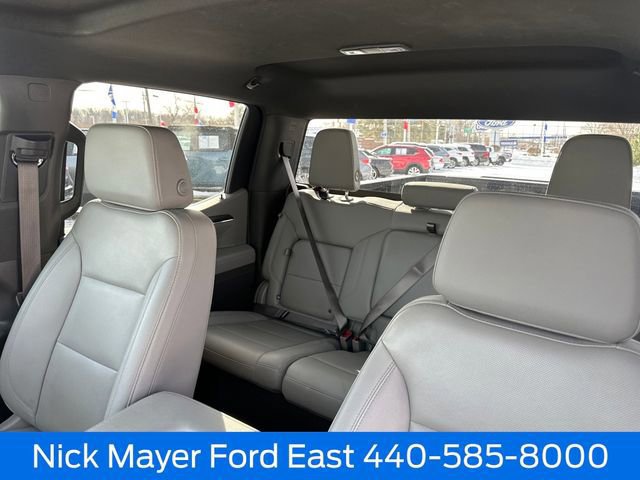 Used 2025 GMC Sierra 1500 SLT AWD/4WD image 33