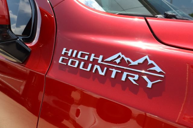 Used 2021 Chevrolet Tahoe High Country AWD/4WD image 10