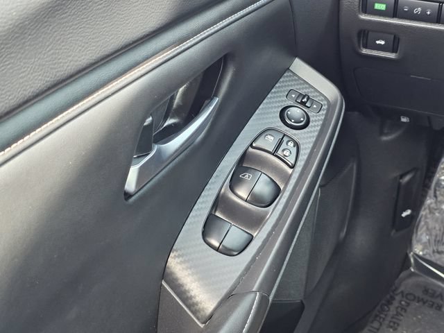 Used 2024 Nissan Sentra SV FWD image 16