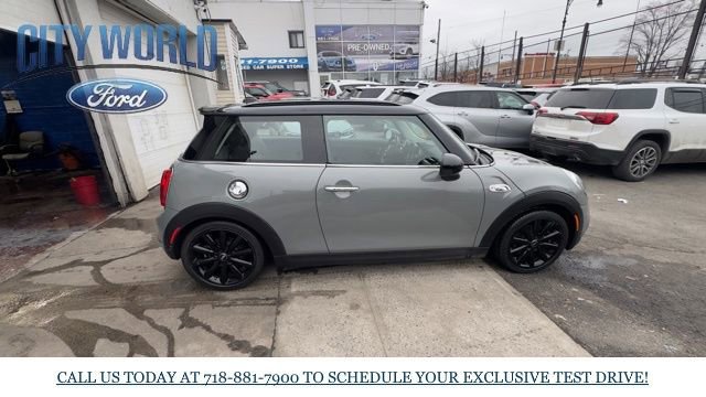Used 2019 MINI Cooper S image 4