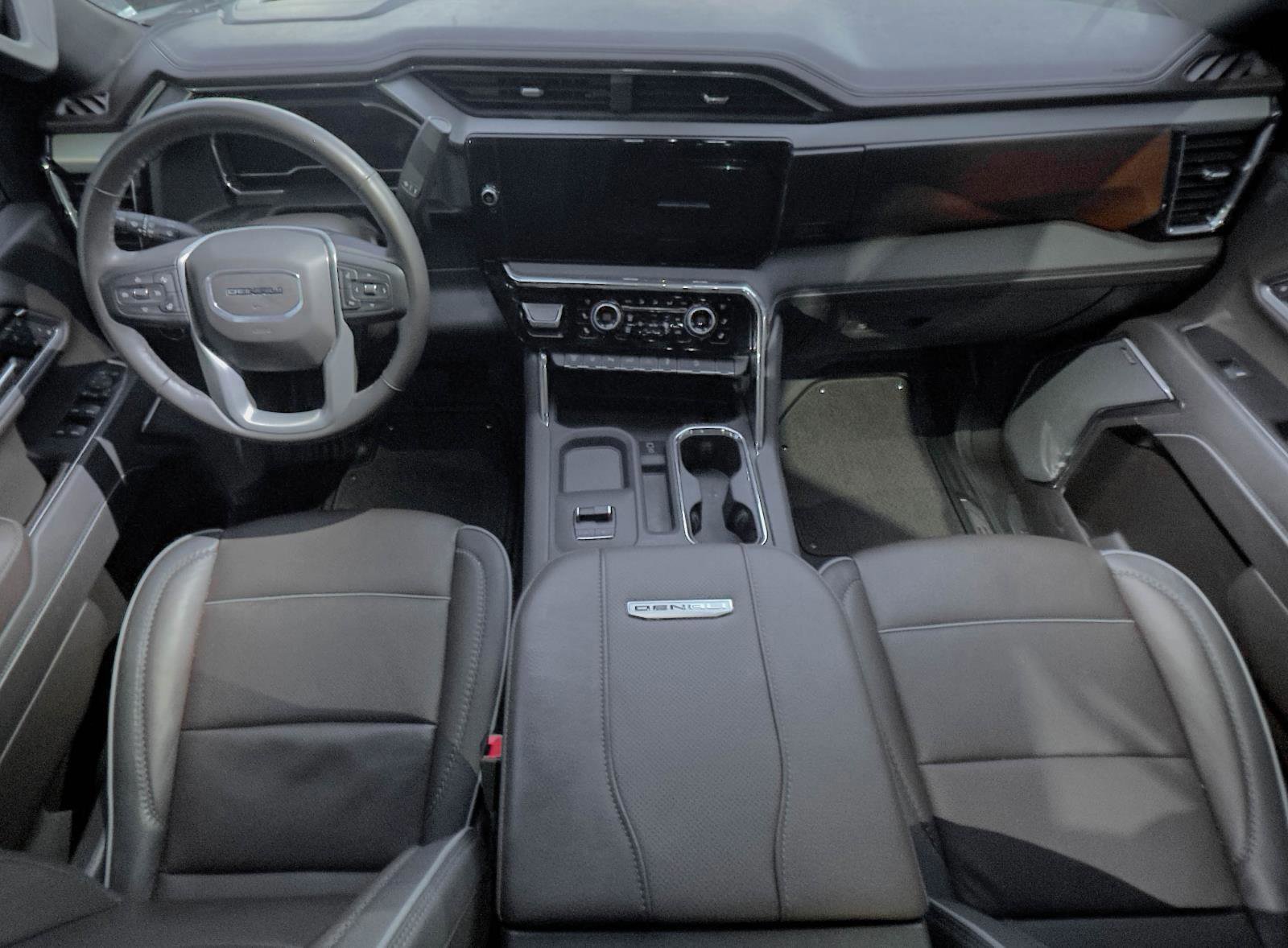 Used 2025 GMC Sierra 2500 Denali w/ Denali Reserve Package image 14