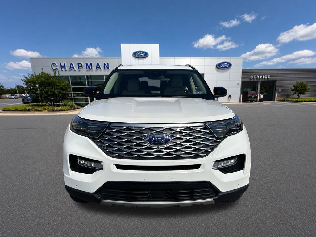 Certified 2022 Ford Explorer Platinum w/ Equipment Group 601A AWD/4WD image 9