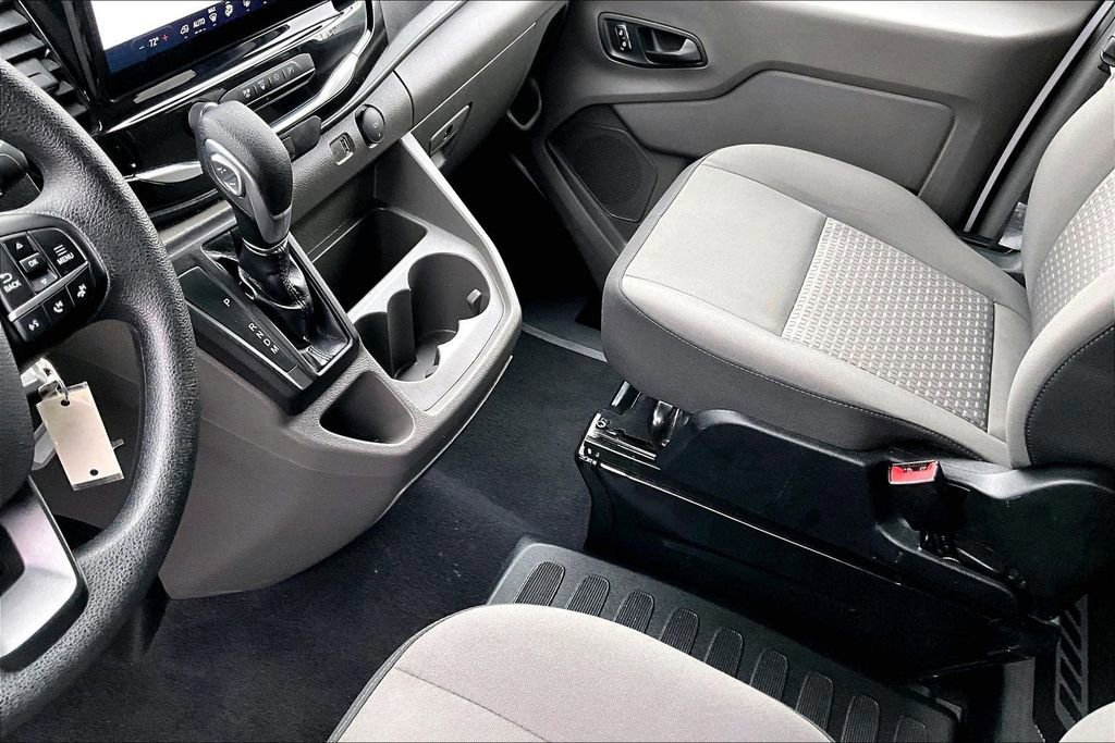 Certified 2024 Ford Transit 350 XLT image 15