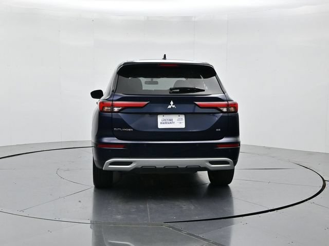 Used 2023 Mitsubishi Outlander SE FWD image 10