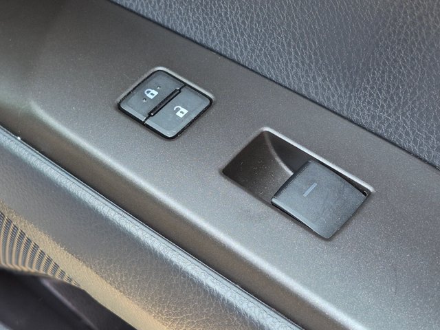 Used 2021 Toyota Camry SE w/ Convenience Package FWD image 35