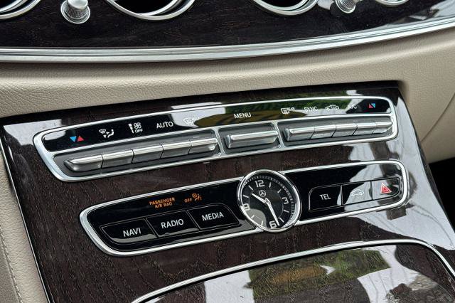 Used 2020 Mercedes-Benz E 350 Sedan image 17