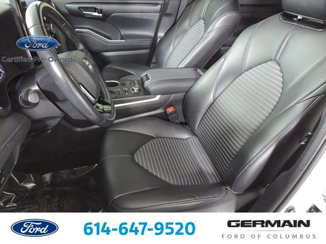 Used 2021 Toyota Highlander XSE image 18