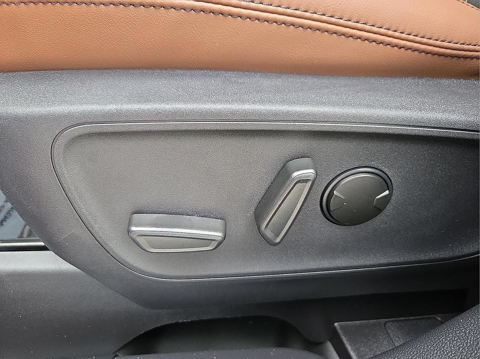 Certified 2026 Ford Bronco Sport Outer Banks w/ Sasquatch Outer Banks Package AWD/4WD image 15