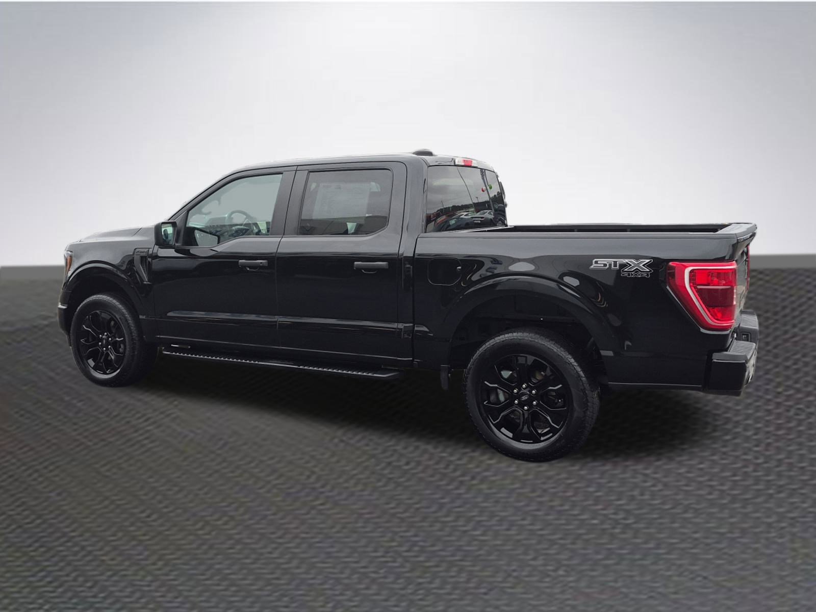Certified 2023 Ford F150 XL w/ STX Black Appearance Package image 5