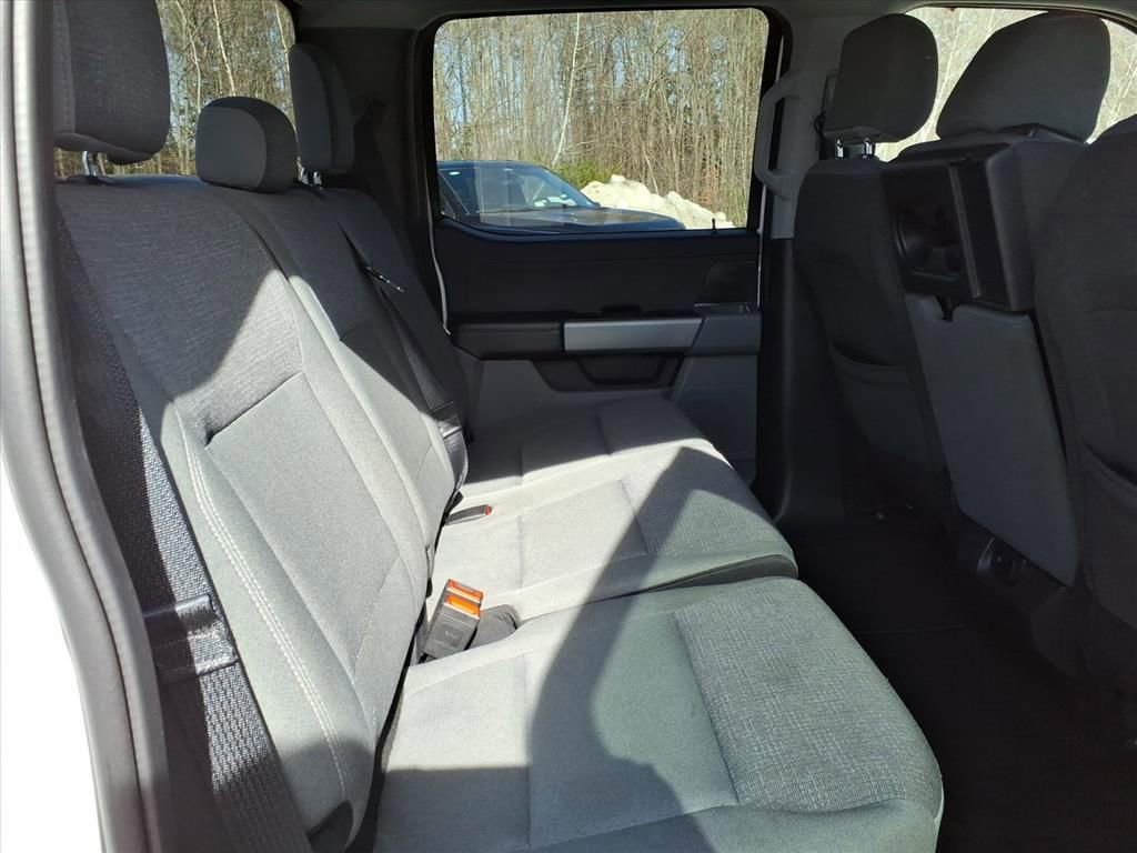 Certified 2025 Ford F150 XLT w/ Equipment Group 301A Standard image 11