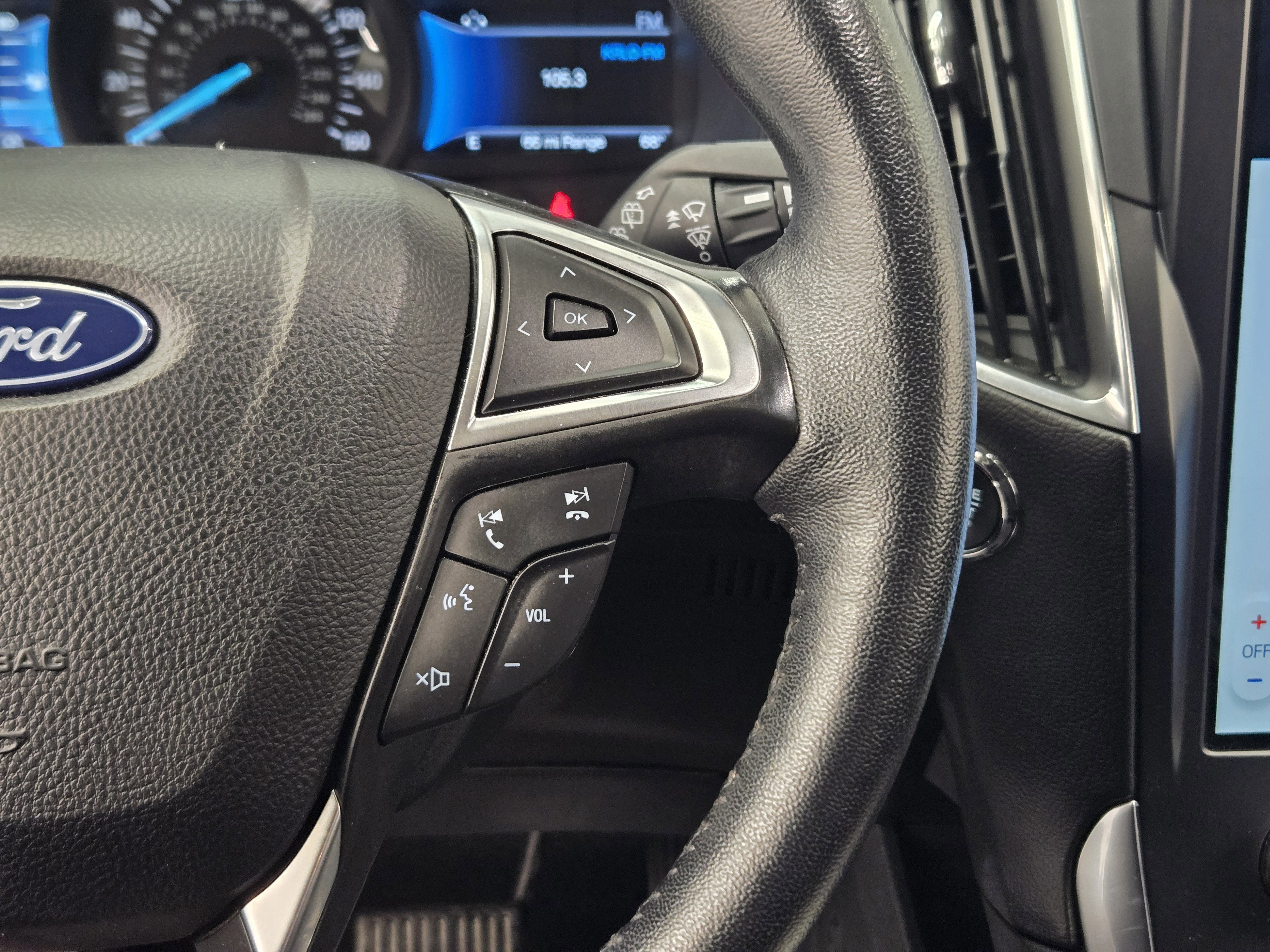 Certified 2024 Ford Edge Titanium image 27