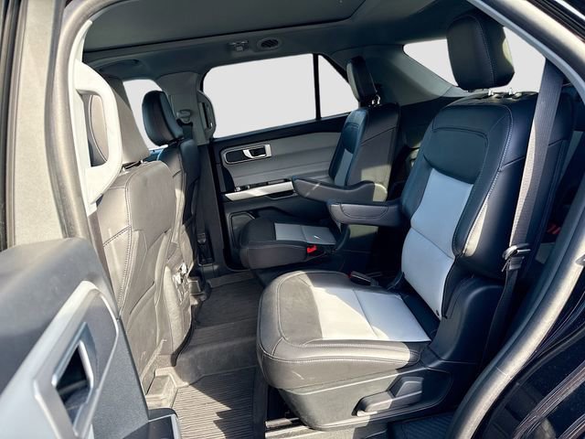 Certified 2023 Ford Explorer XLT w/ Equipment Group 202A image 27