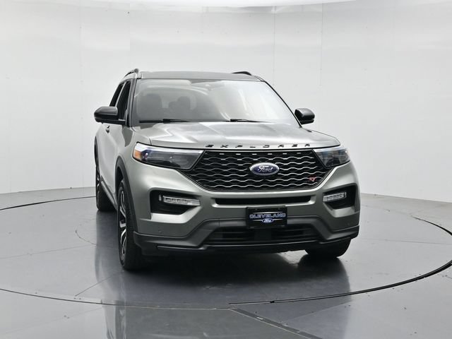 Certified 2020 Ford Explorer ST w/ Premium Technology Package AWD/4WD image 4