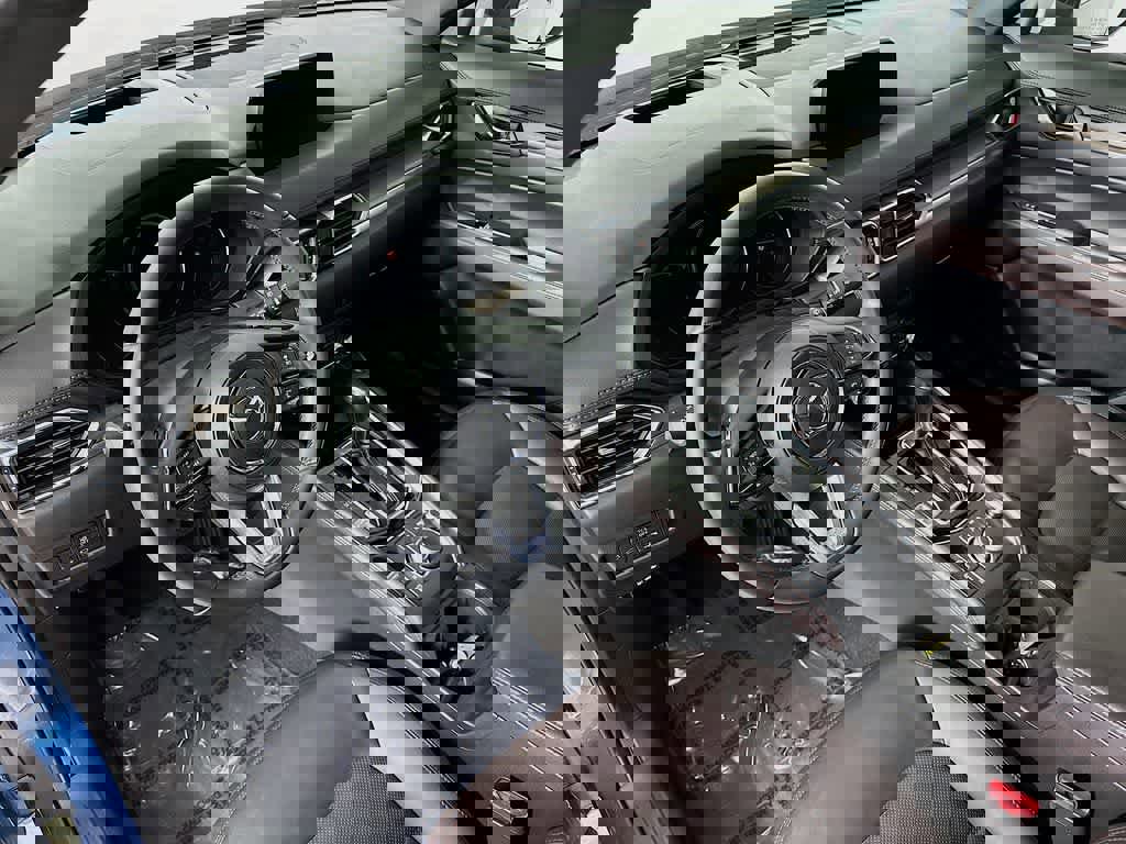 Used 2019 MAZDA CX-5 Signature image 9