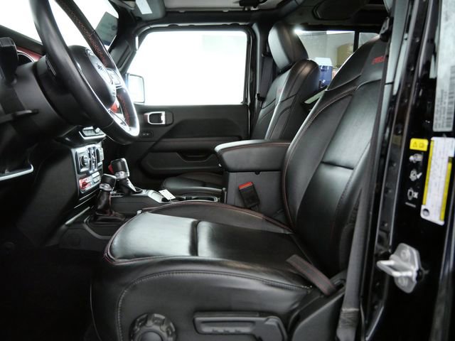 Used 2023 Jeep Wrangler Unlimited Rubicon w/ Cold Weather Group AWD/4WD image 17