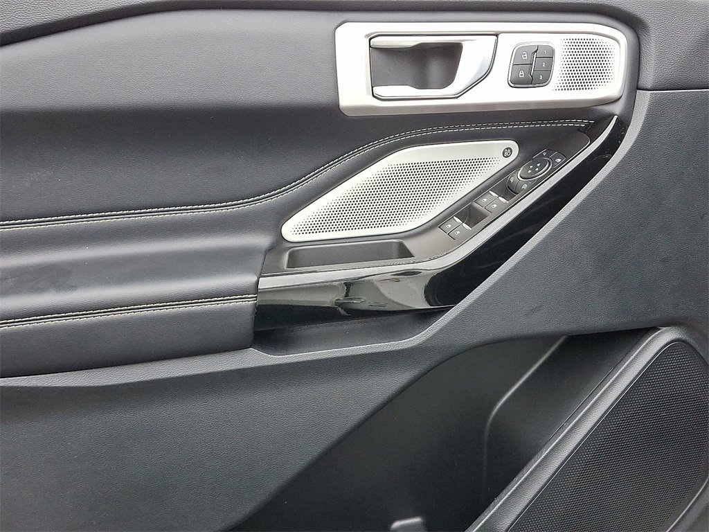 Certified 2022 Ford Explorer ST w/ Equipment Group 401A image 13