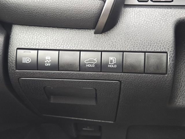 Used 2021 Toyota Camry SE image 20