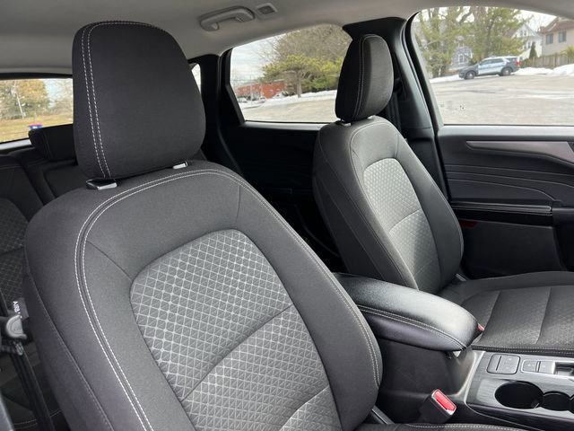 Certified 2025 Ford Escape Active image 35