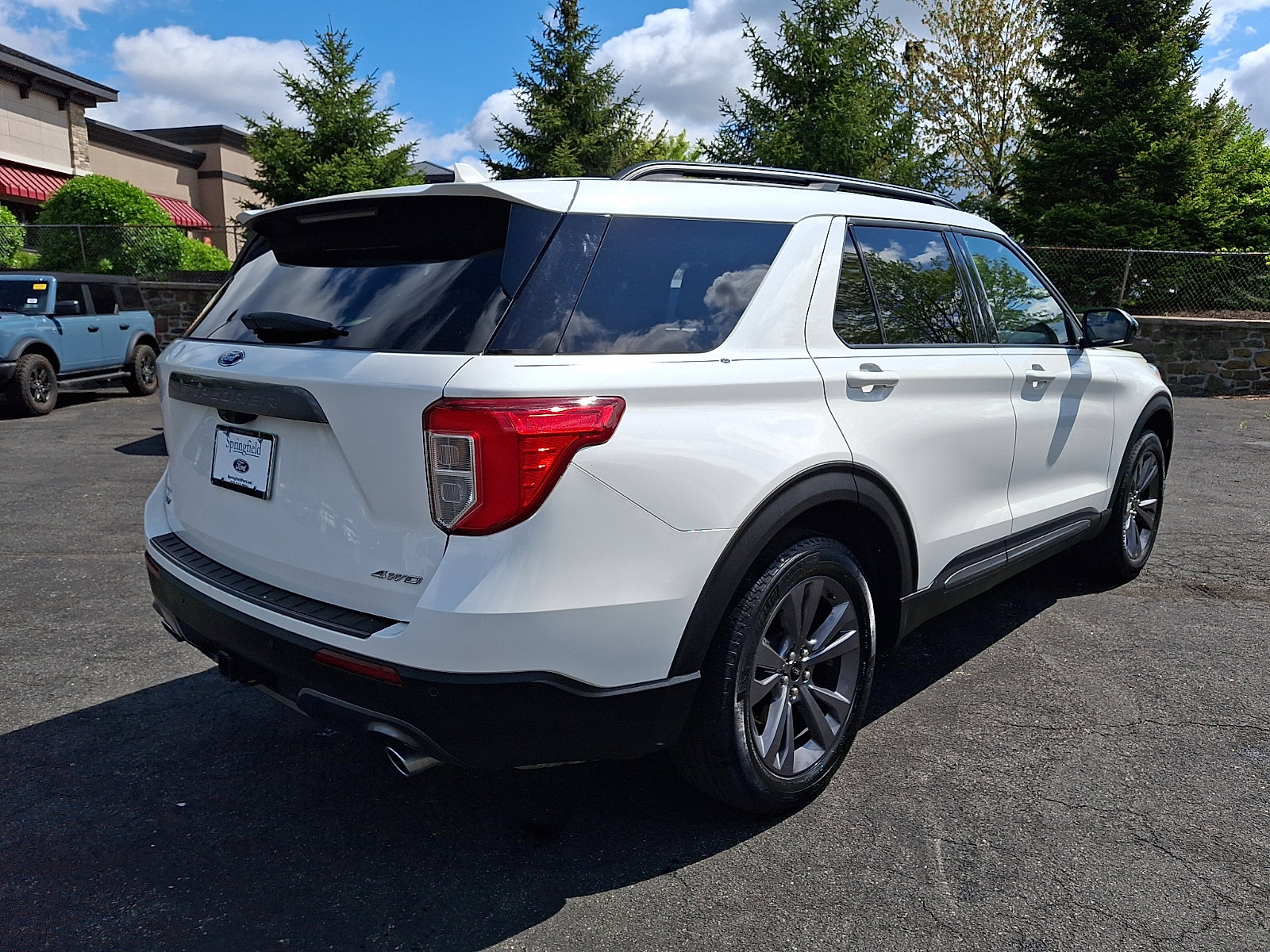 Certified 2023 Ford Explorer XLT w/ Equipment Group 202A image 6