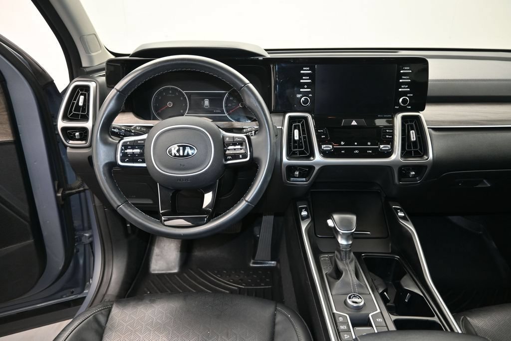 Used 2021 Kia Sorento EX FWD image 22