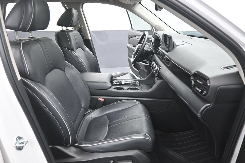 Used 2023 Honda Pilot Elite image 16