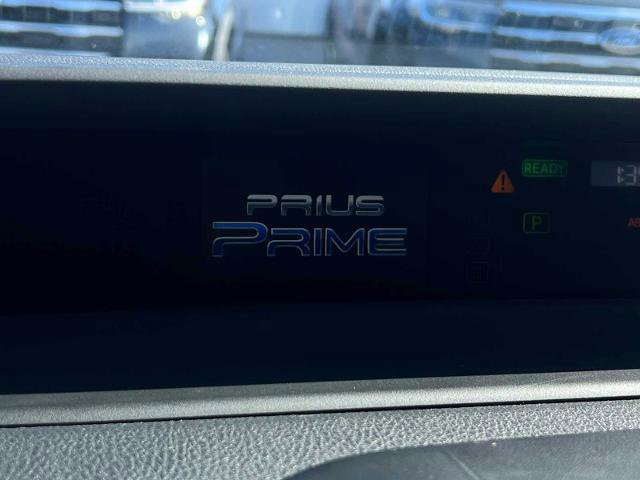 Used 2022 Toyota Prius Prime Limited image 20