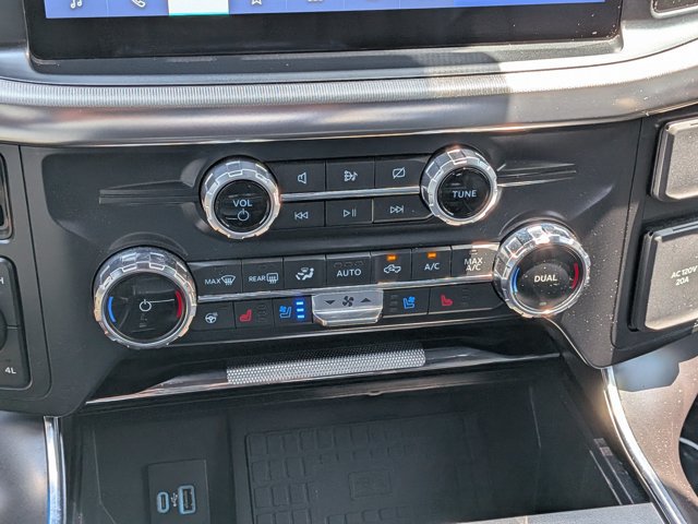 Certified 2022 Ford F150 Raptor w/ Raptor 37 Performance Package AWD/4WD image 27