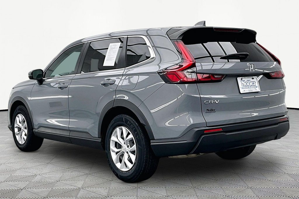 Used 2025 Honda CR-V LX image 13