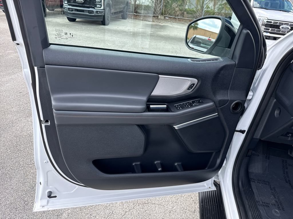 Certified 2025 Ford Expedition Active RWD image 13
