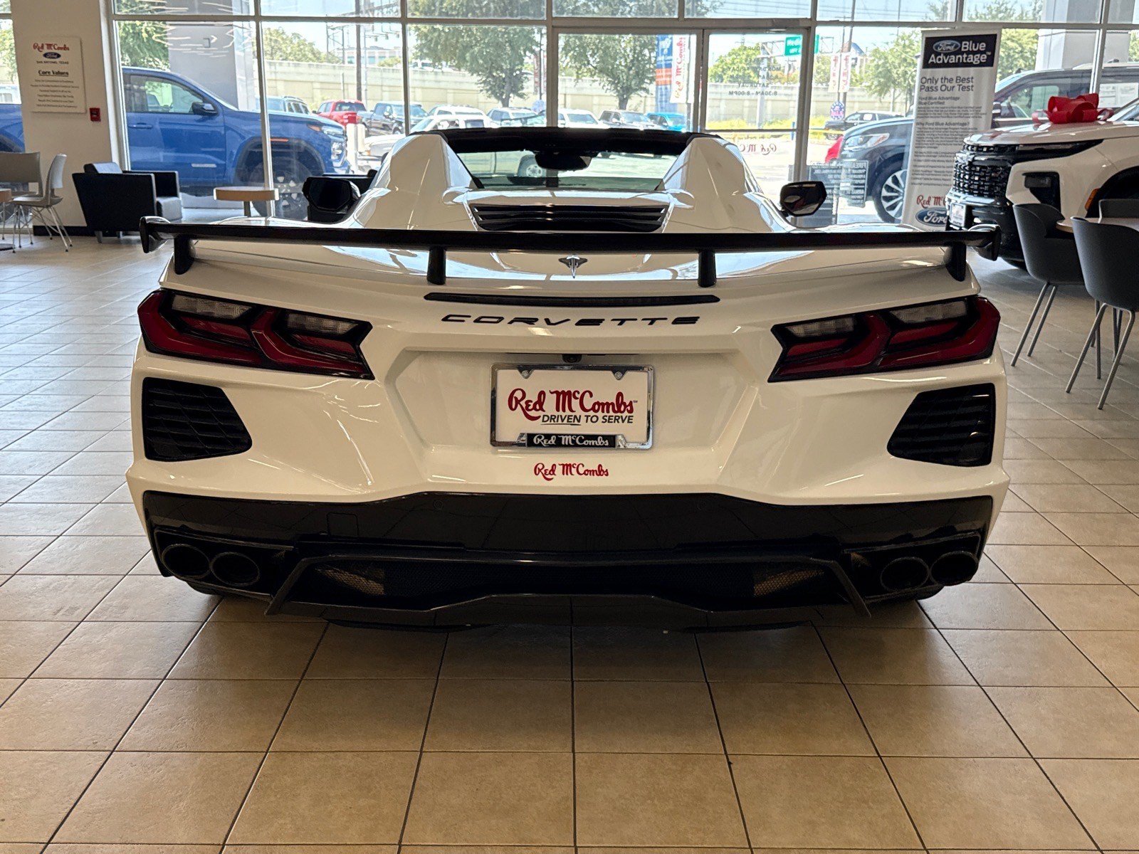 Used 2026 Chevrolet Corvette Stingray Preferred Conv w/ Z51 Performance Package RWD image 7