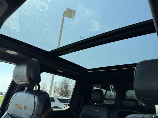 Certified 2021 Ford F150 Tremor w/ Equipment Group 402A High image 22