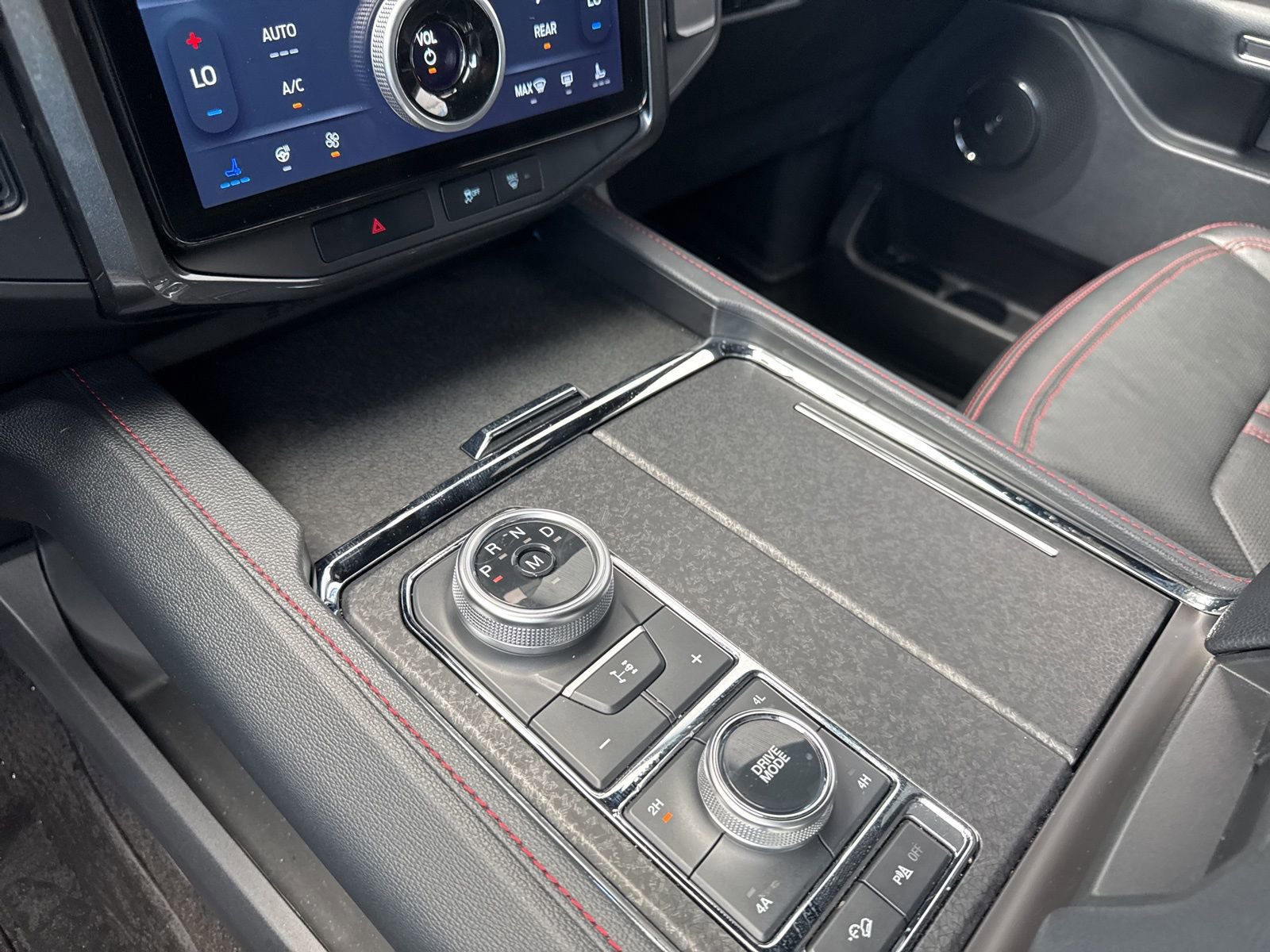 Certified 2023 Ford Expedition Limited image 22