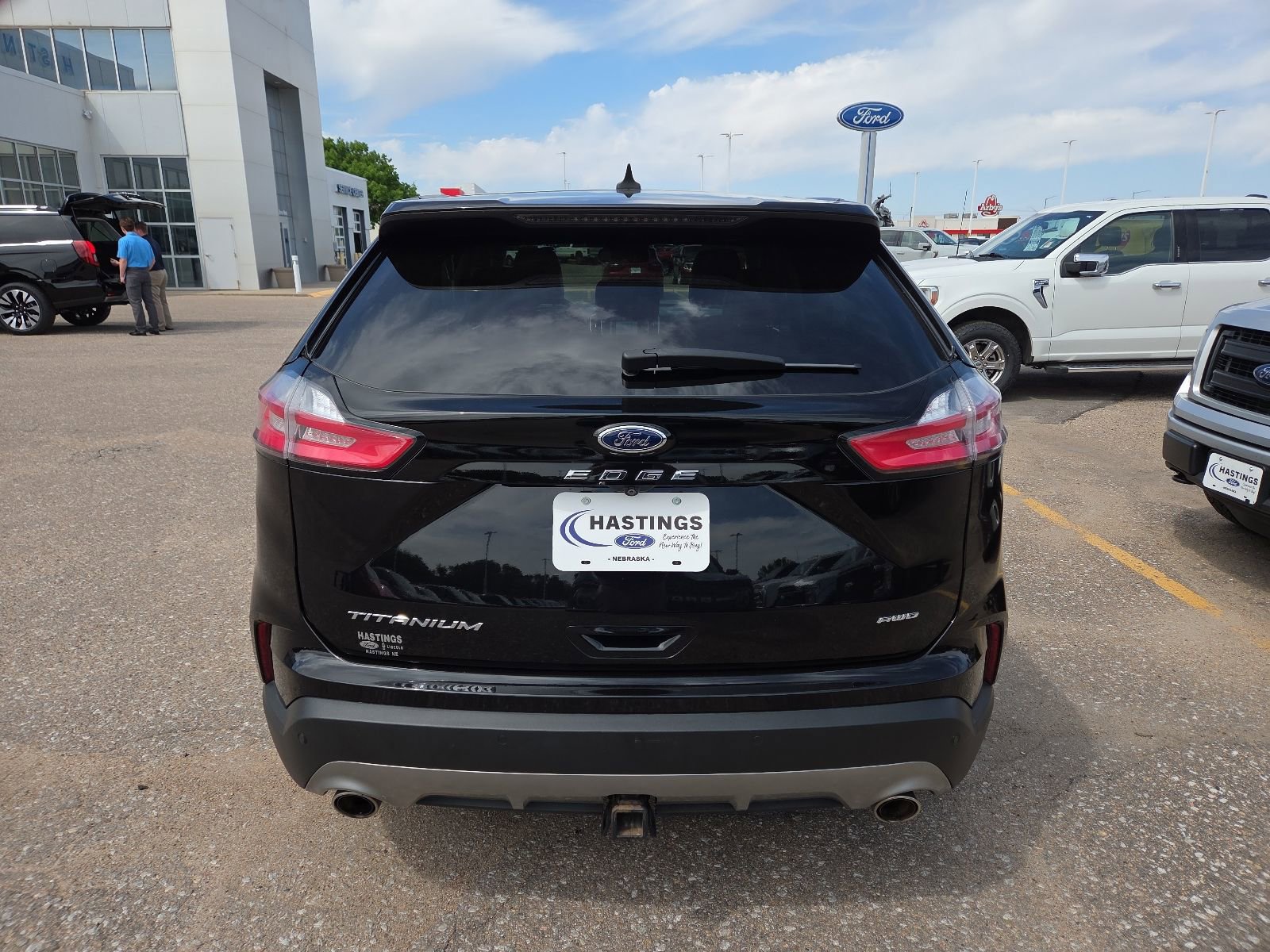 Certified 2022 Ford Edge Titanium w/ Equipment Group 301A AWD/4WD image 4