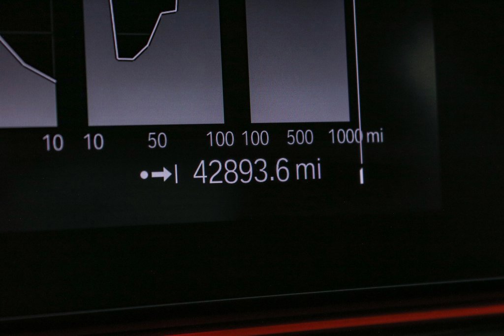 Used 2020 BMW 530e w/ M Sport Package image 23